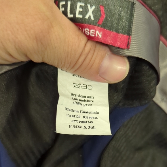 Van Heusen Deep Blue Suit - Picture 4 of 5